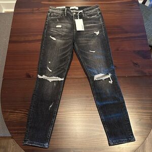 Vervet distressed black jeans NWT